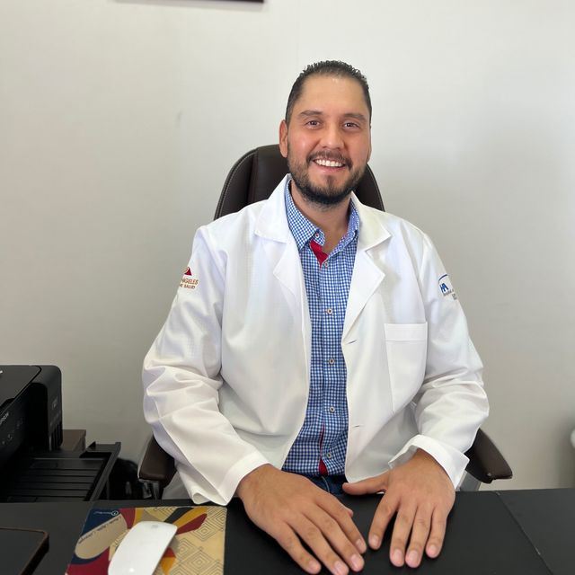 Dr. César Ploneda